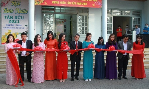Khai mạc Hội Báo Xuân Tân Sửu 2021